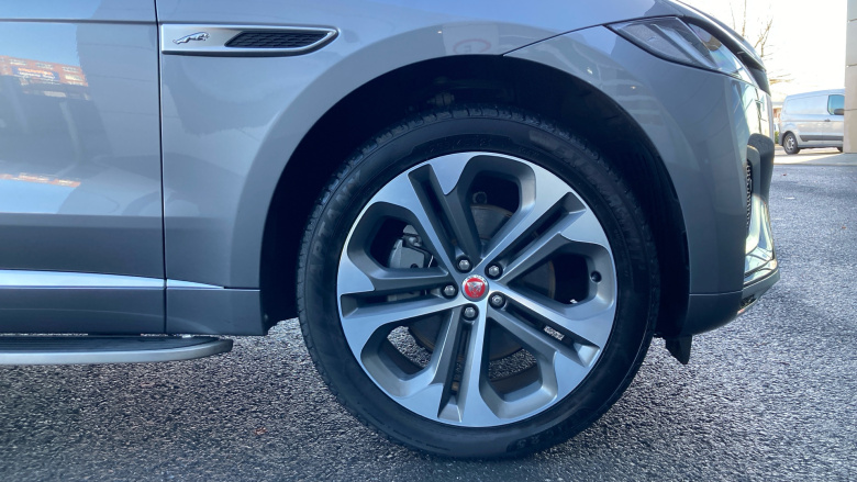 Jaguar F-Pace 2.0 D200 R-Dynamic HSE 5dr Auto AWD Diesel Estate